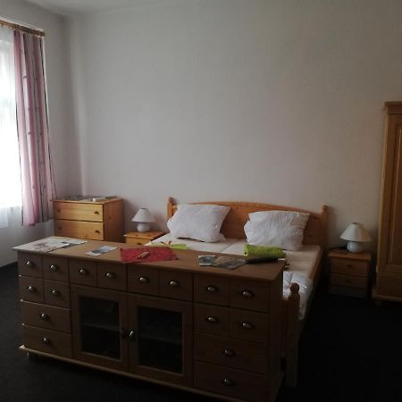Penzion Pancéř Vejprty Esterno foto
