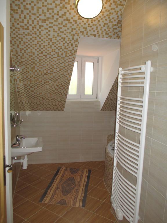 Penzion Pancéř Vejprty Esterno foto