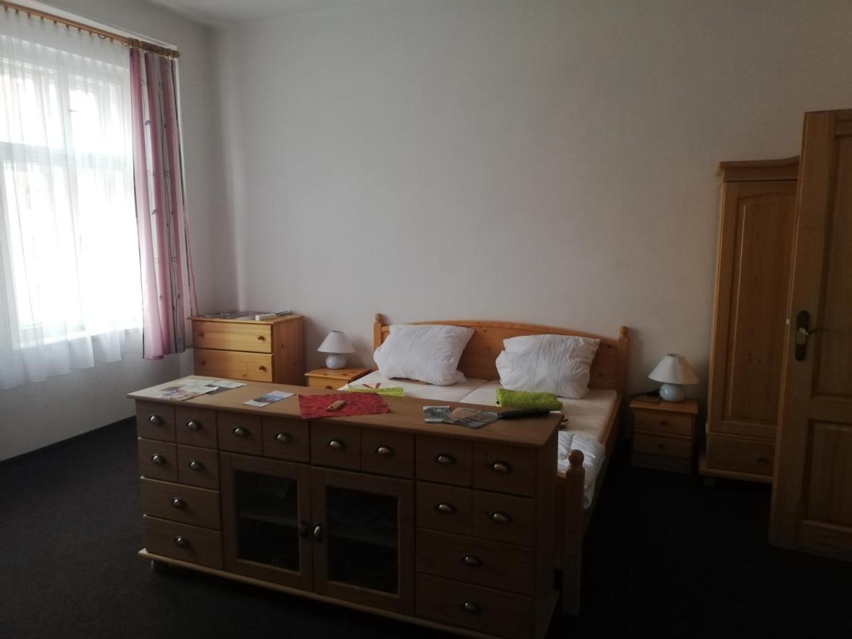 Penzion Pancéř Vejprty Esterno foto